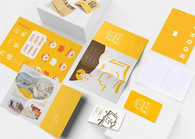 充滿趣味的卡通教育類三折頁設計！